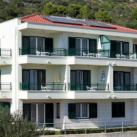 Apartments By The Sea Igrane, Makarska - 17292 외부 사진