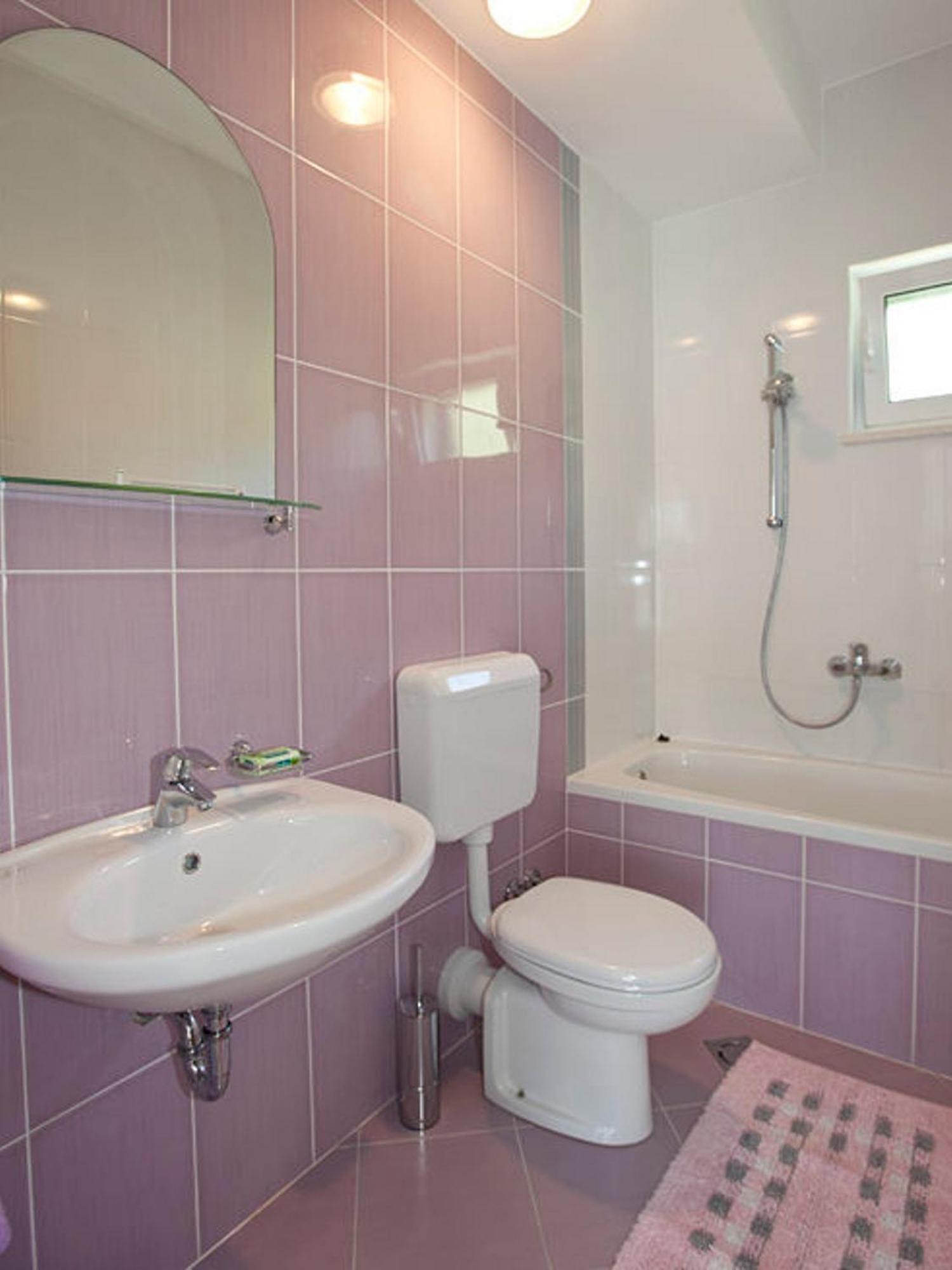 Apartments By The Sea Igrane, Makarska - 17292 외부 사진