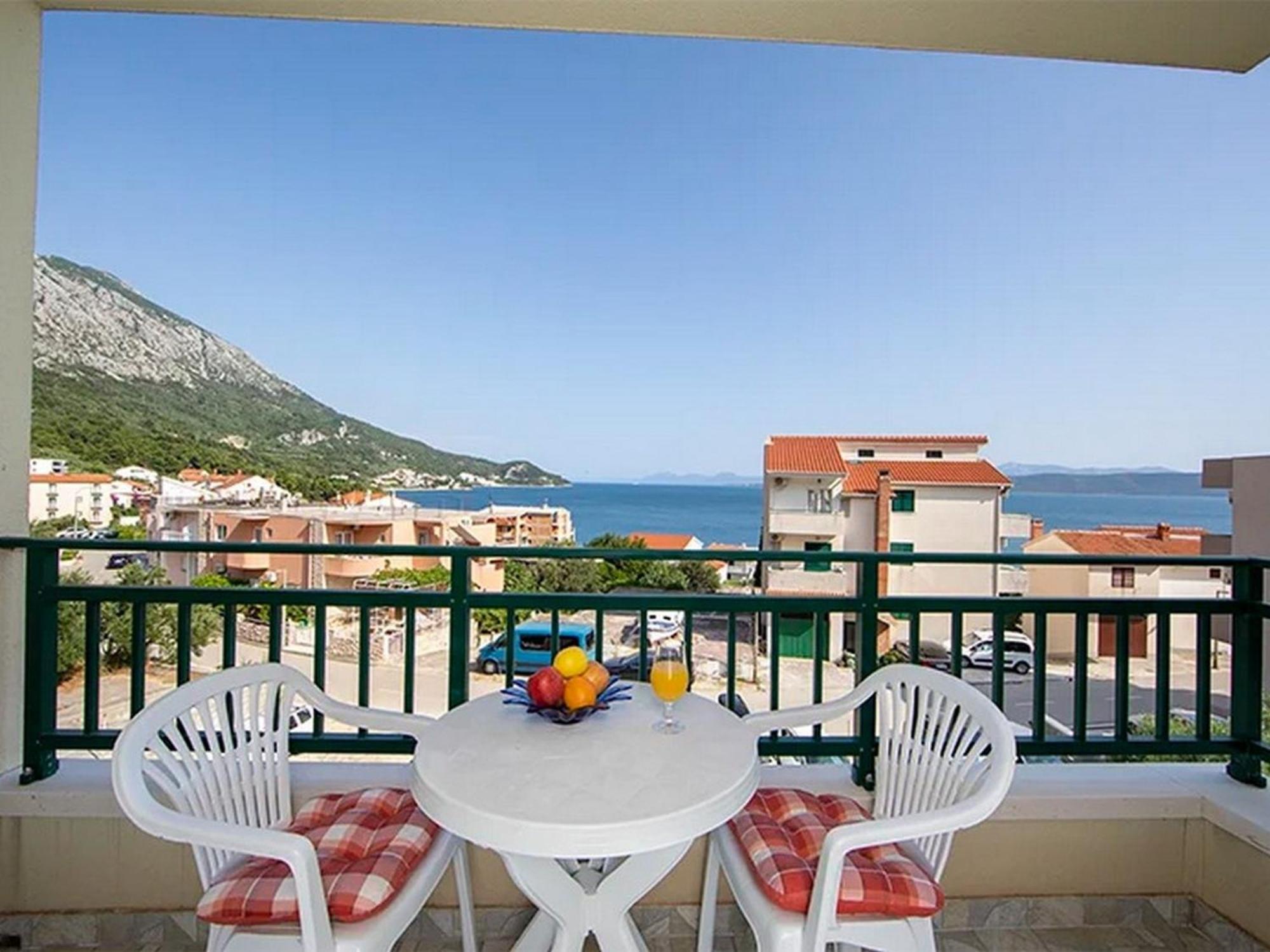 Apartments By The Sea Igrane, Makarska - 17292 외부 사진