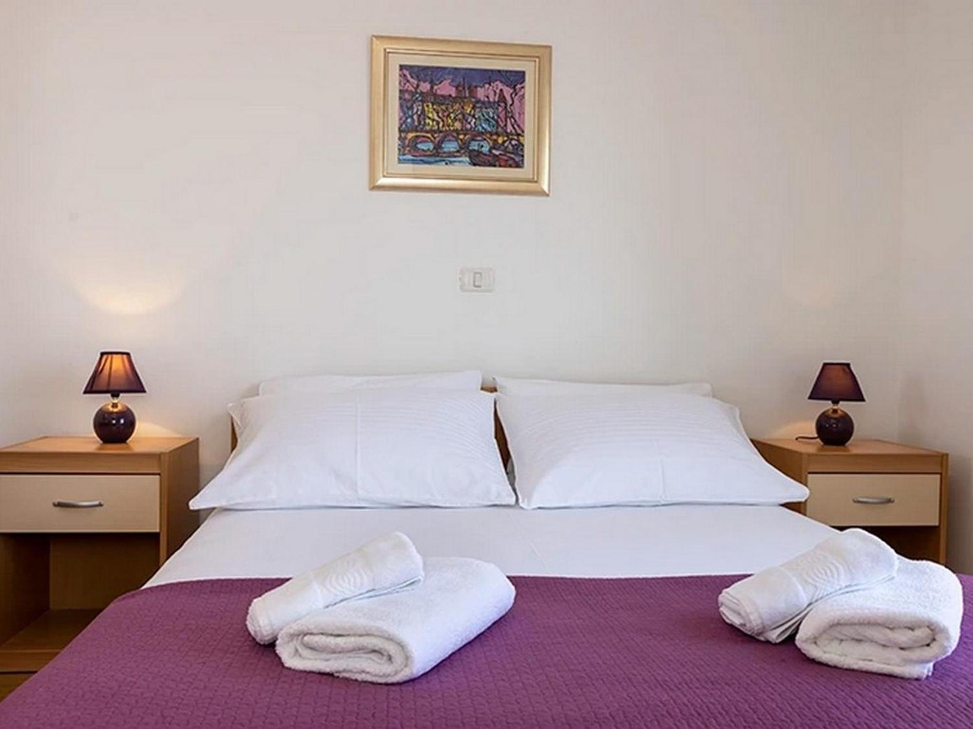 Apartments By The Sea Igrane, Makarska - 17292 객실 사진