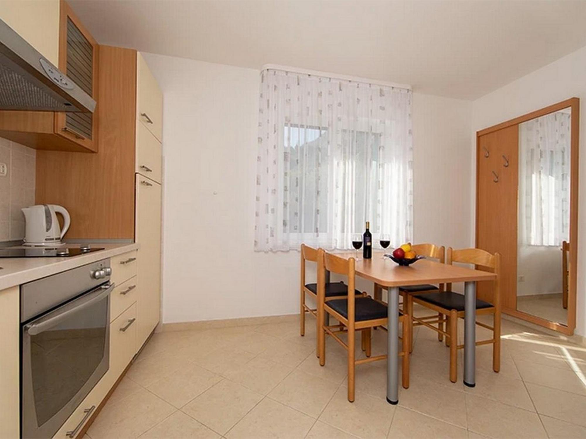 Apartments By The Sea Igrane, Makarska - 17292 객실 사진