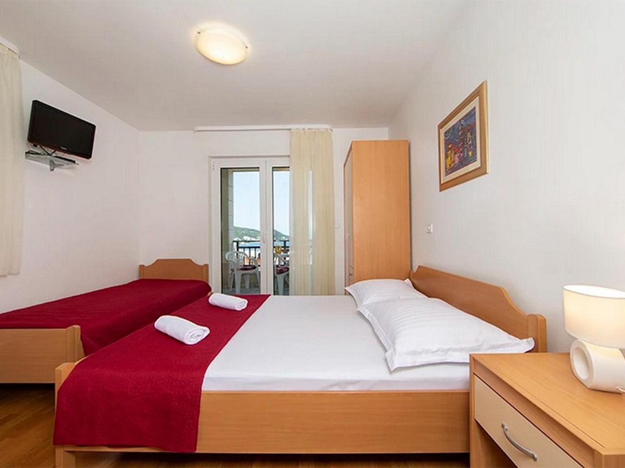 Apartments By The Sea Igrane, Makarska - 17292 객실 사진
