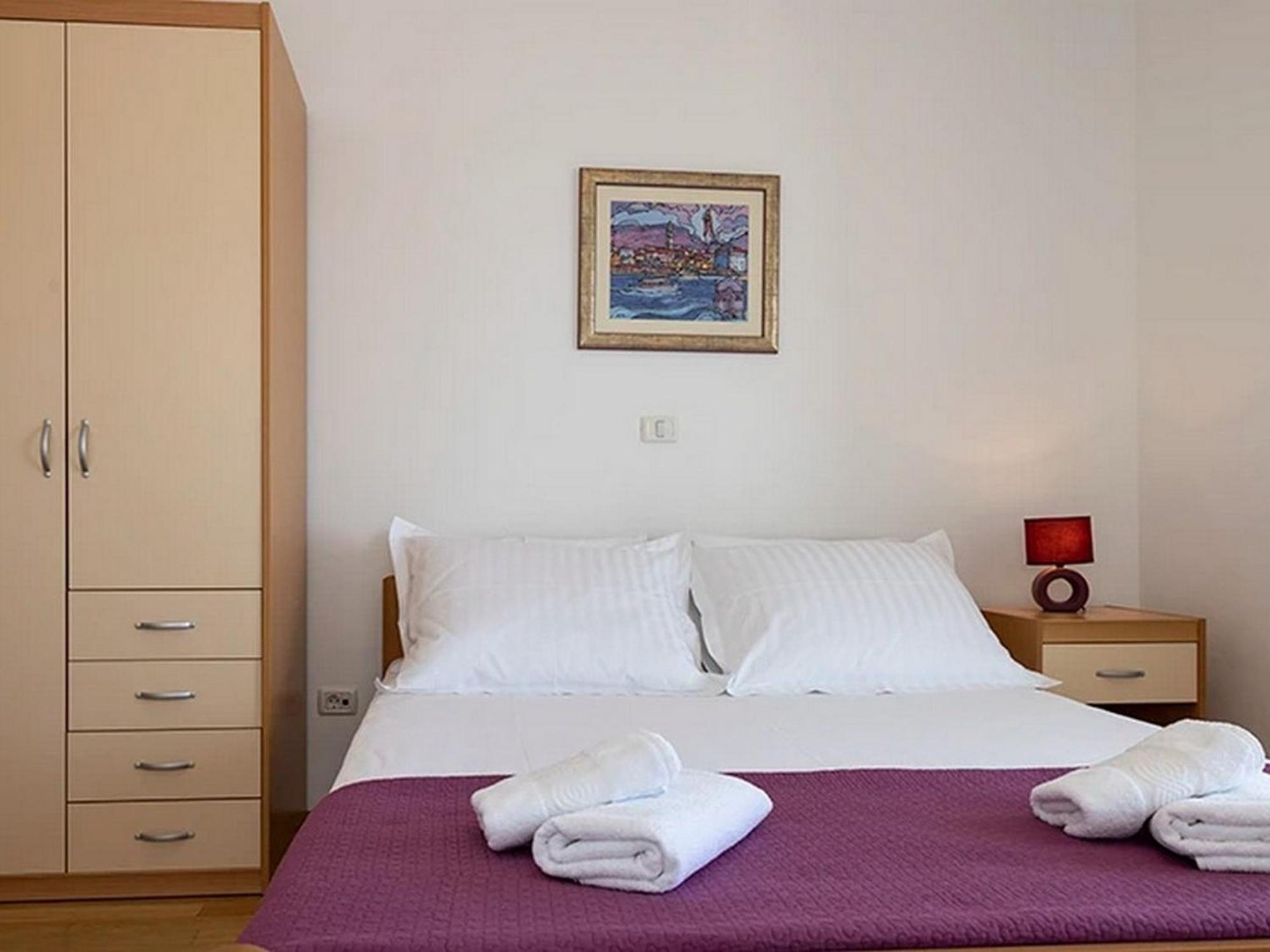 Apartments By The Sea Igrane, Makarska - 17292 객실 사진