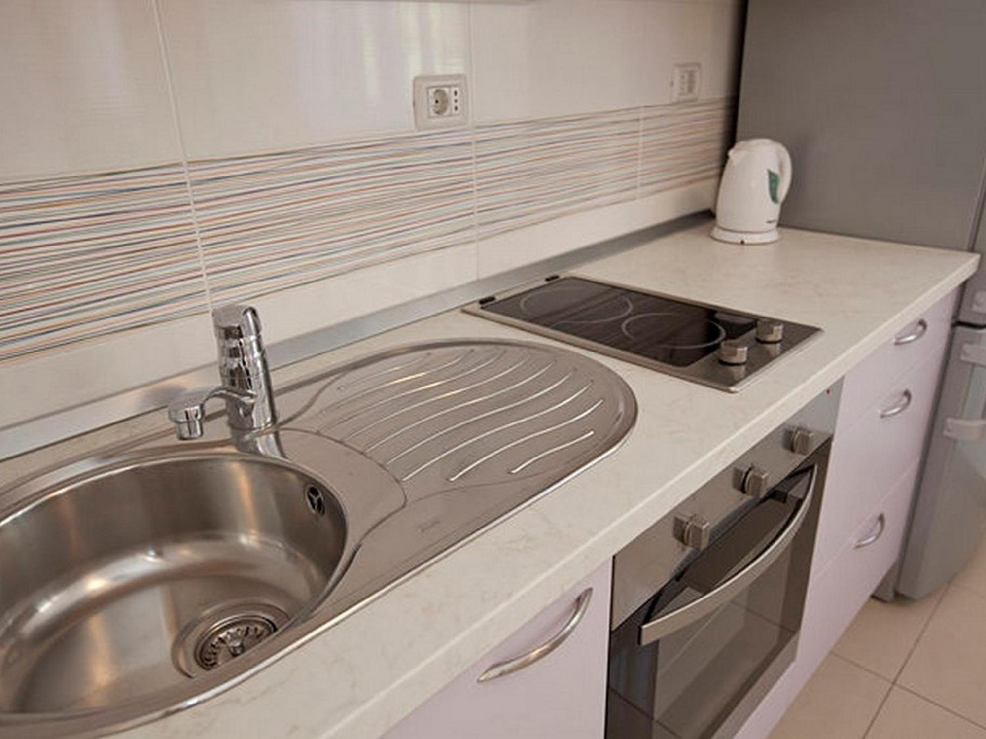 Apartments By The Sea Igrane, Makarska - 17292 객실 사진